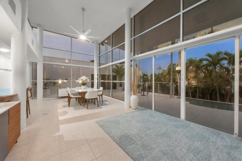 Villa ou maison à vendre à Sarasota, Floride: 3 chambres, 265.51 m2 № 1791800 - photo 17