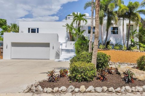 Villa ou maison à vendre à Sarasota, Floride: 3 chambres, 265.51 m2 № 1791800 - photo 2