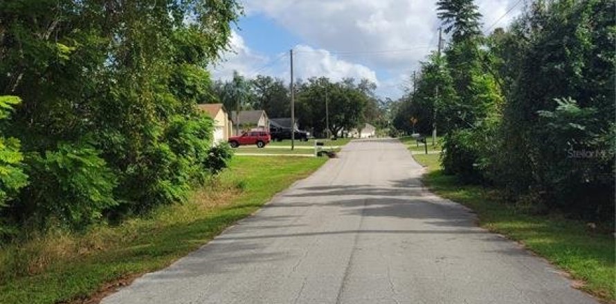 Terreno en DeBary, Florida № 1444166