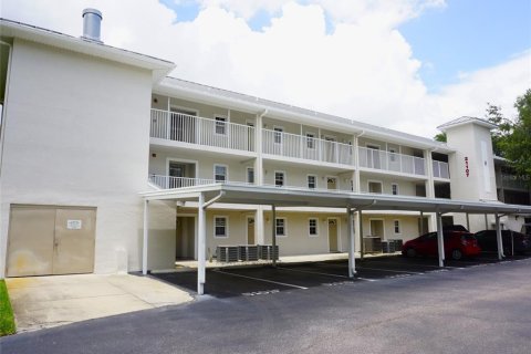 Condominio en Lutz, Florida, 2 dormitorios  № 2097879