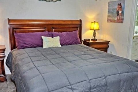 Condo in Lutz, Florida, 2 bedrooms № 2097879 - photo 16