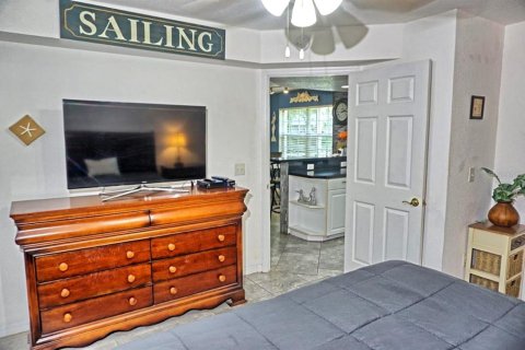 Condo in Lutz, Florida, 2 bedrooms № 2097879 - photo 18