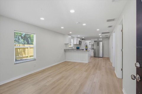 Casa en venta en Leesburg, Florida, 3 dormitorios, 96.06 m2 № 2218938 - foto 4