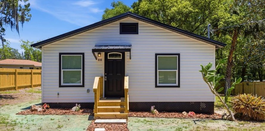 Casa en Leesburg, Florida 3 dormitorios, 96.06 m2 № 2218938