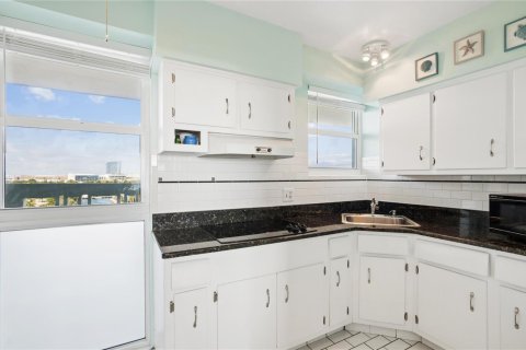 Copropriété à vendre à Fort Lauderdale, Floride: 1 chambre, 74.79 m2 № 2245221 - photo 10