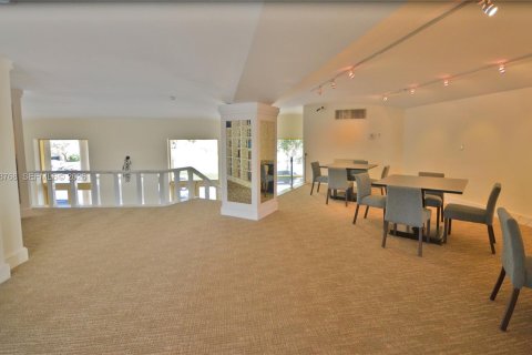 Condo in Fort Lauderdale, Florida, 2 bedrooms  № 2152997 - photo 21