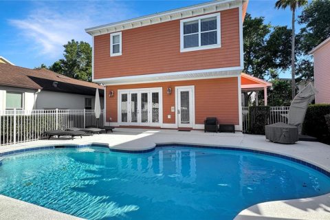 House in Four Corners, Florida 3 bedrooms, 179.49 sq.m. № 1625392 - photo 5