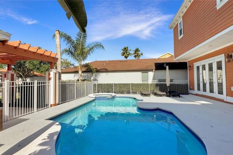 House in Four Corners, Florida 3 bedrooms, 179.49 sq.m. № 1625392 - photo 8