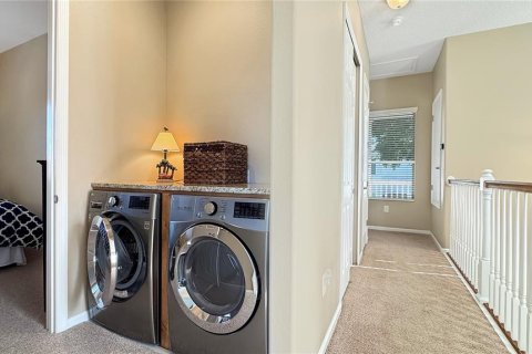 House in Four Corners, Florida 3 bedrooms, 179.49 sq.m. № 1625392 - photo 30