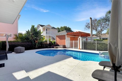House in Four Corners, Florida 3 bedrooms, 179.49 sq.m. № 1625392 - photo 9