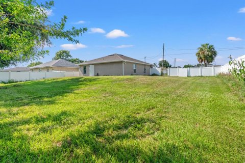 House in Lake Wales, Florida 3 bedrooms, 108.79 sq.m. № 1858311 - photo 28