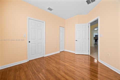 Villa ou maison à vendre à Homestead, Floride: 4 chambres, 163.97 m2 № 1764069 - photo 25