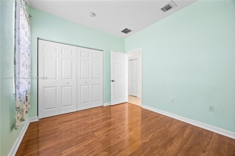 Villa ou maison à vendre à Homestead, Floride: 4 chambres, 163.97 m2 № 1764069 - photo 17