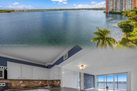 Condo in Miami, Florida, 2 bedrooms  № 1800725 - photo 10