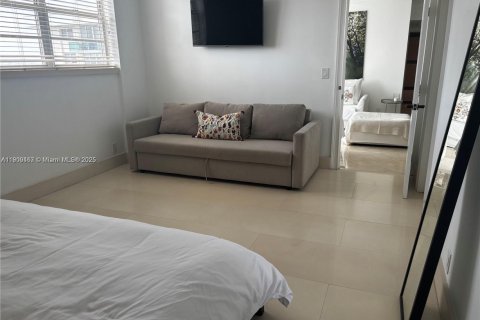 Copropriété à louer à Hollywood, Floride: 2 chambres, 109.25 m2 № 1965169 - photo 8