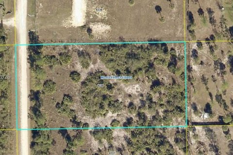 Terreno en venta en Clewiston, Florida № 2006074 - foto 13