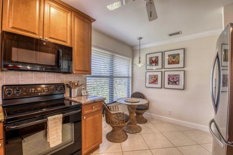 Townhouse in Palm Beach Gardens, Florida 3 bedrooms, 160.63 sq.m. № 2260935 - photo 18