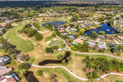Townhouse in Palm Beach Gardens, Florida 3 bedrooms, 160.63 sq.m. № 2260935 - photo 30