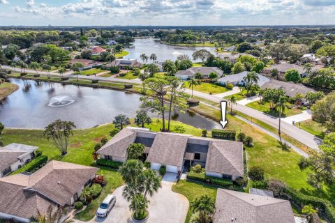 Townhouse in Palm Beach Gardens, Florida 3 bedrooms, 160.63 sq.m. № 2260935