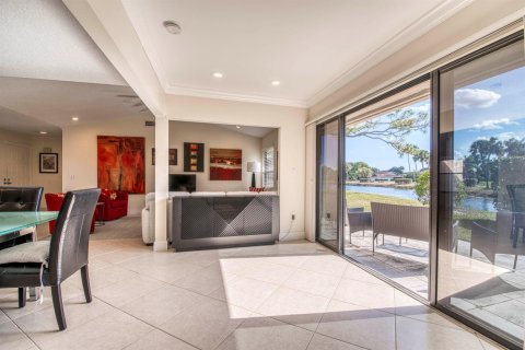 Townhouse in Palm Beach Gardens, Florida 3 bedrooms, 160.63 sq.m. № 2260935 - photo 12