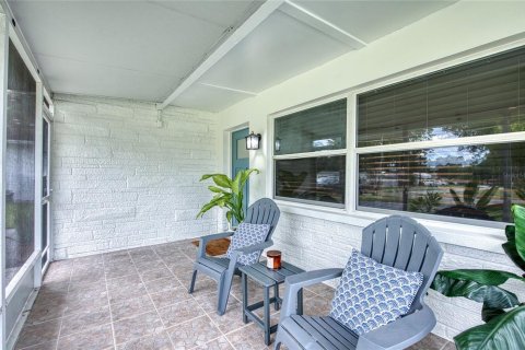 Villa ou maison à vendre à Saint Petersburg, Floride: 2 chambres, 111.3 m2 № 2400982 - photo 4