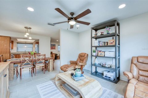 Villa ou maison à vendre à Saint Petersburg, Floride: 2 chambres, 111.3 m2 № 2400982 - photo 20