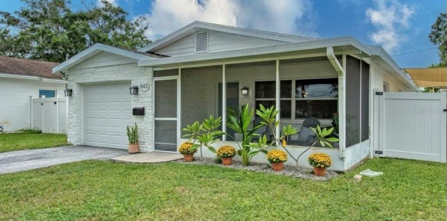 Villa ou maison à Saint Petersburg, Floride 2 chambres, 111.3 m2 № 2400982
