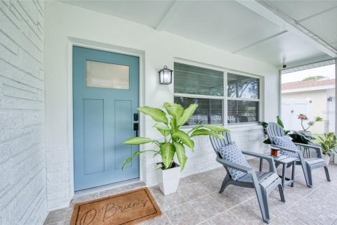 Villa ou maison à vendre à Saint Petersburg, Floride: 2 chambres, 111.3 m2 № 2400982 - photo 6