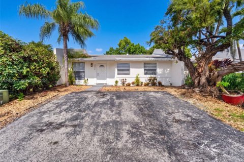 Touwnhouse à Cutler Bay, Floride 3 chambres, 113.81 m2 № 2407909