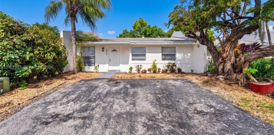 Touwnhouse à Cutler Bay, Floride 3 chambres, 113.81 m2 № 2407909