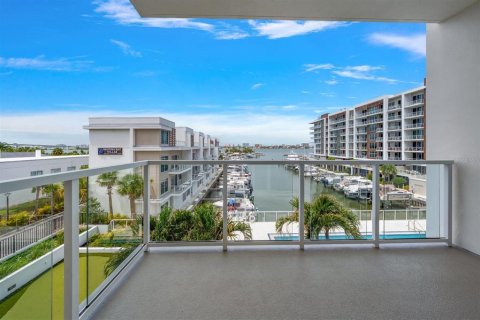 Condo in Clearwater, Florida, 3 bedrooms  № 2098958 - photo 23