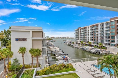 Condo in Clearwater, Florida, 3 bedrooms  № 2098958 - photo 18
