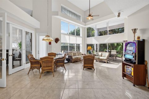 Villa ou maison à vendre à Davie, Floride: 5 chambres, 335.56 m2 № 1974826 - photo 12