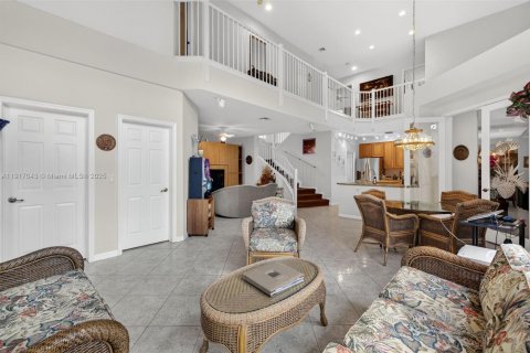 Villa ou maison à vendre à Davie, Floride: 5 chambres, 335.56 m2 № 1974826 - photo 13