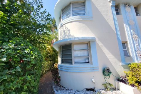 Condo in Miami Beach, Florida № 1936333 - photo 8