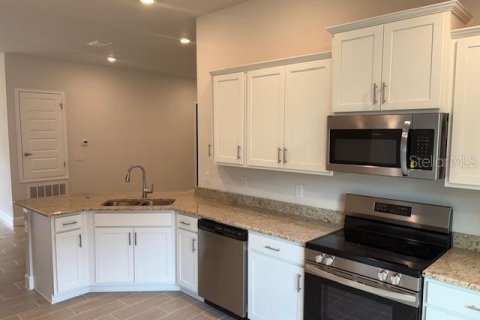 Casa en venta en Dunnellon, Florida, 4 dormitorios, 169.08 m2 № 1899567 - foto 5