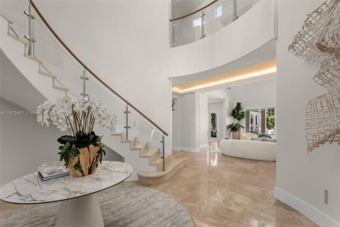 Villa ou maison à louer à Pinecrest, Floride: 7 chambres, 794.41 m2 № 1921946 - photo 25
