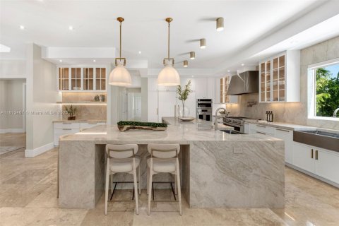 Villa ou maison à louer à Pinecrest, Floride: 7 chambres, 794.41 m2 № 1921946 - photo 7