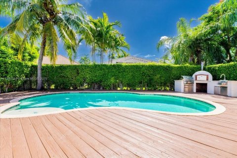 House in Weston, Florida 4 bedrooms, 174.28 sq.m. № 1889614 - photo 16