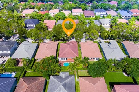 House in Weston, Florida 4 bedrooms, 174.28 sq.m. № 1889614 - photo 4