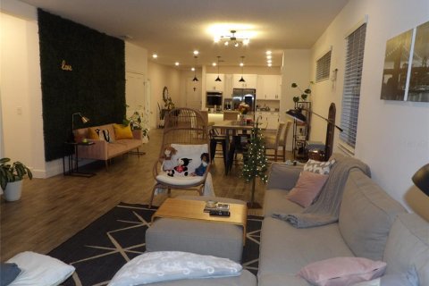 Villa ou maison à vendre à Clermont, Floride: 4 chambres, 218.88 m2 № 2143551 - photo 7