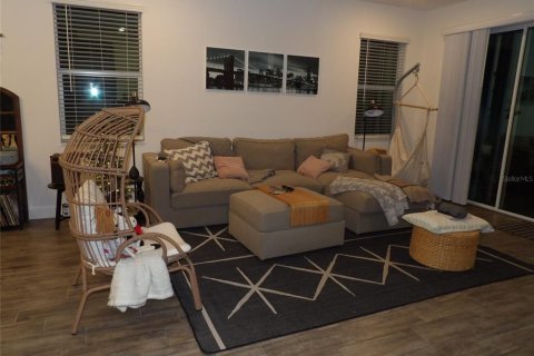 Villa ou maison à vendre à Clermont, Floride: 4 chambres, 218.88 m2 № 2143551 - photo 16