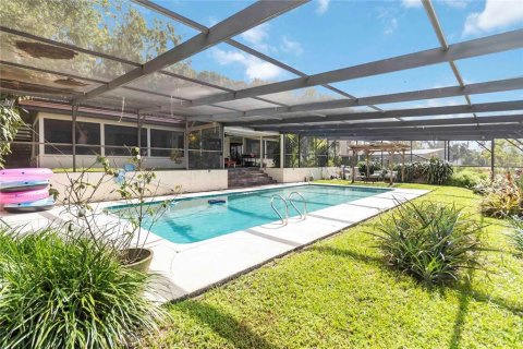 House in Clermont, Florida 3 bedrooms, 293.39 sq.m. № 1815011 - photo 4