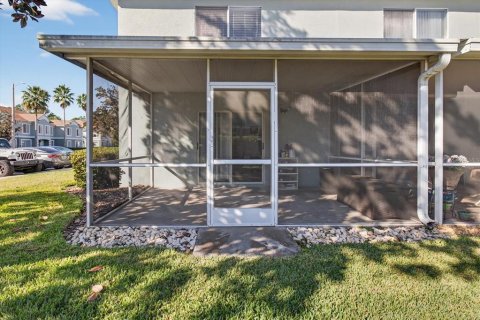Townhouse in Brandon, Florida 2 bedrooms, 109.44 sq.m. № 2104147 - photo 29