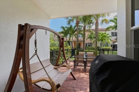 Townhouse in West Palm Beach, Florida 3 bedrooms, 211.63 sq.m. № 2102435 - photo 14