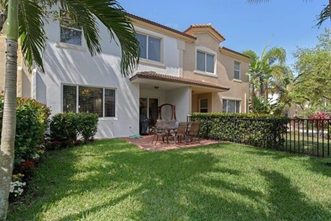 Townhouse in West Palm Beach, Florida 3 bedrooms, 211.63 sq.m. № 2102435 - photo 17