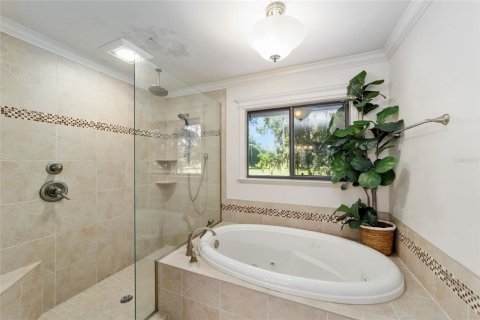 House in Gainesville, Florida 3 bedrooms, 349.68 sq.m. № 1765921 - photo 21