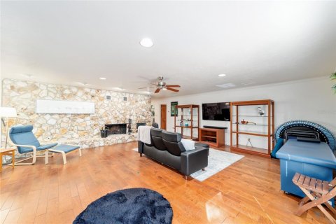 House in Gainesville, Florida 3 bedrooms, 349.68 sq.m. № 1765921 - photo 28