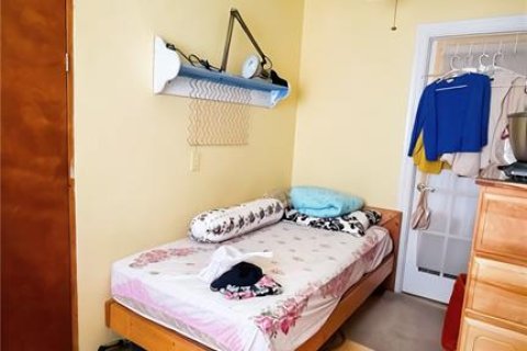 Купить виллу или дом в Тампа, Флорида 5 комнат, 95.32м2, № 2201053 - фото 8