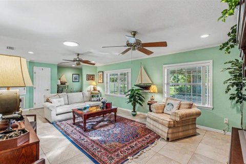 Casa en venta en Lakeland, Florida, 3 dormitorios, 184.78 m2 № 2157553 - foto 10